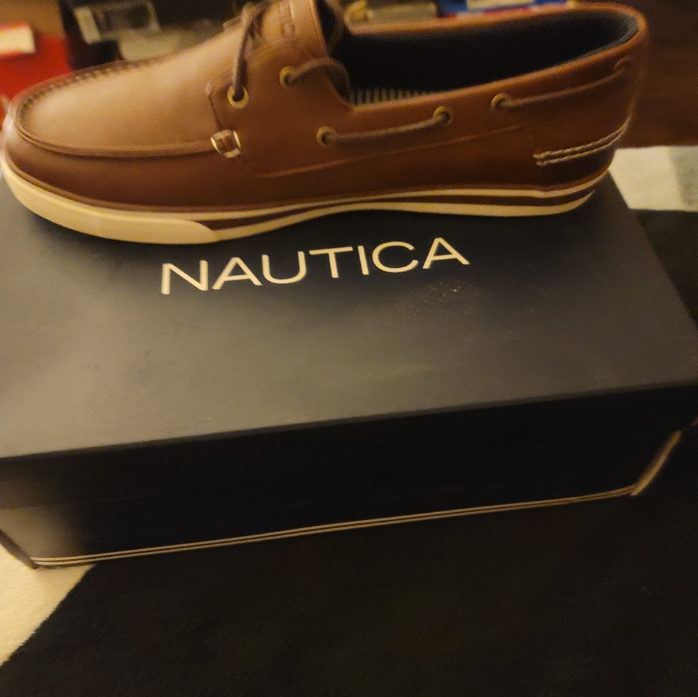 Mens casual shoes